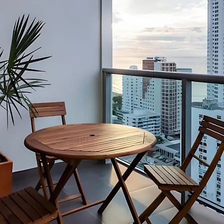 Bocagrande | Fresh & Modern 1br W/seaside View Apartamento *